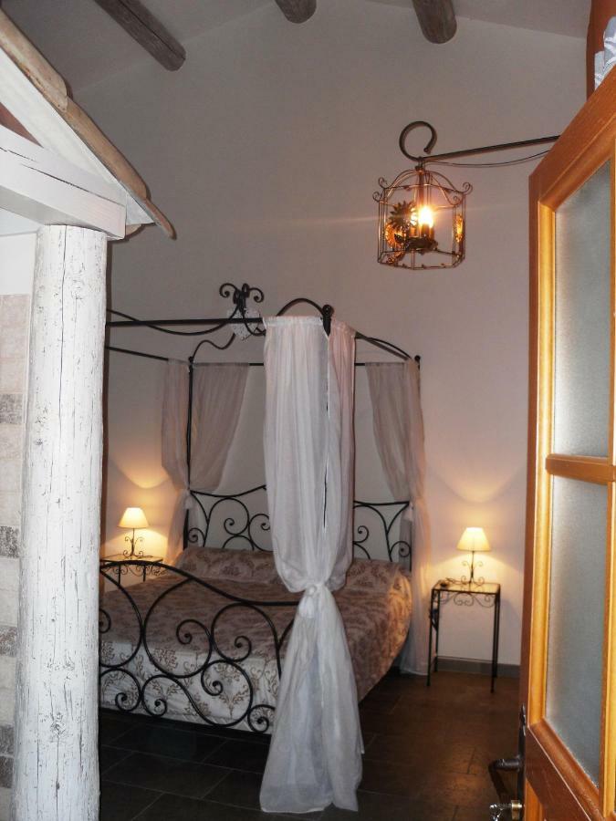 On Dirait Le Sud Chambres D'Hotes Dans Village Proche Ales En Cevennes Saint Julien Les Rosiers Exteriér fotografie